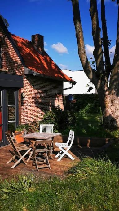 Villa Ferme De Caractere Avec Piscine Et Cheminee à Sainghin-en-Mélantois Extérieur photo