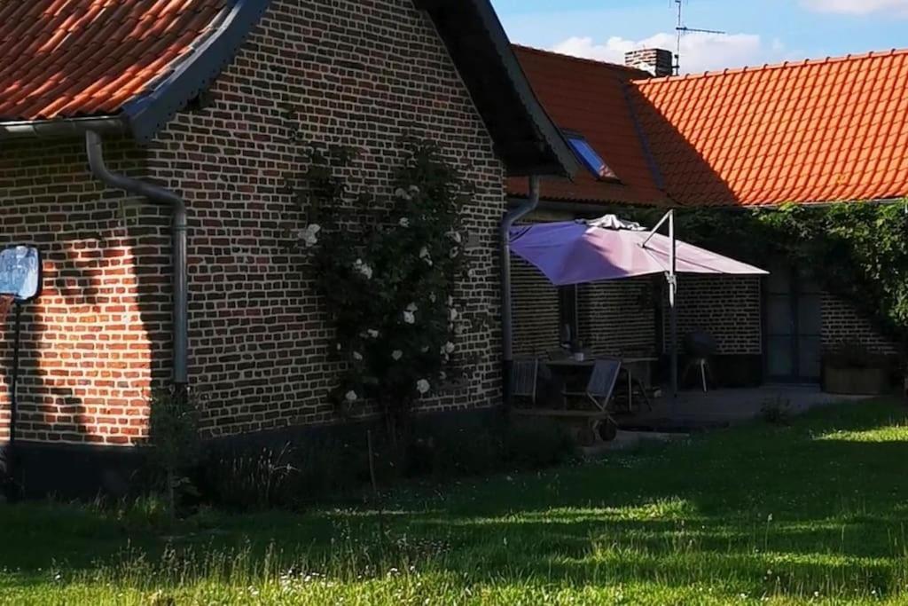 Villa Ferme De Caractere Avec Piscine Et Cheminee à Sainghin-en-Mélantois Extérieur photo